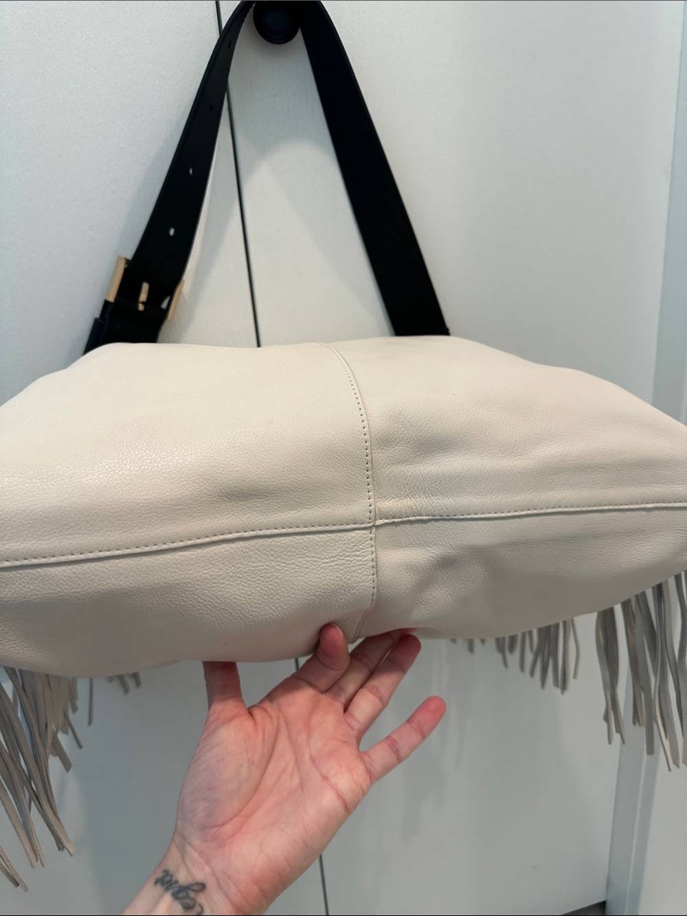 Allsaints Edbury Fringe leather bag - Picture 9 of 10